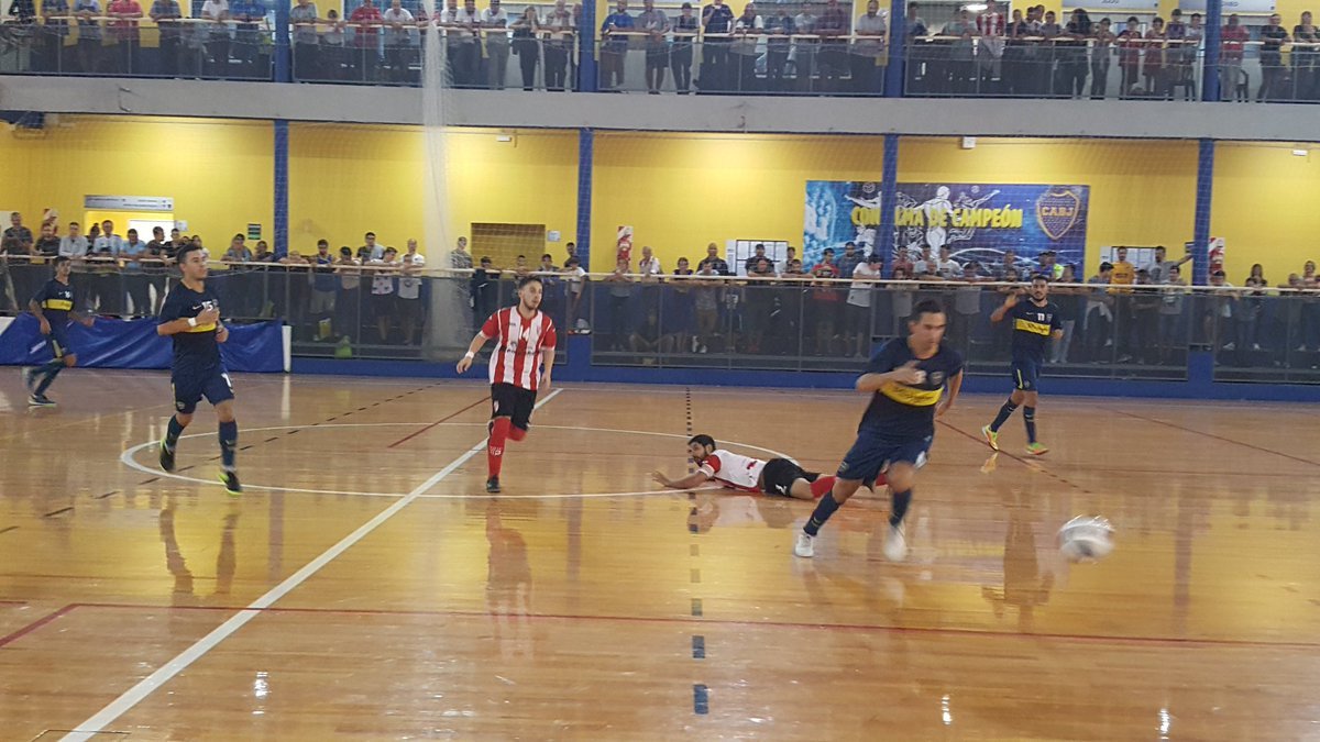 Futsal: Repartió puntos