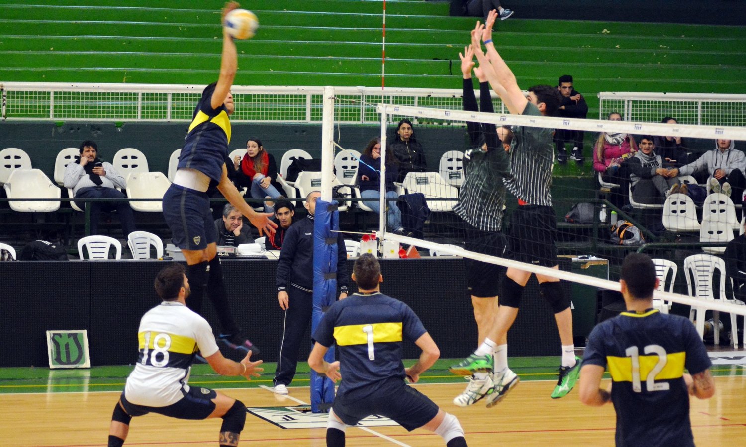 Triunfo categórico ante Ferro