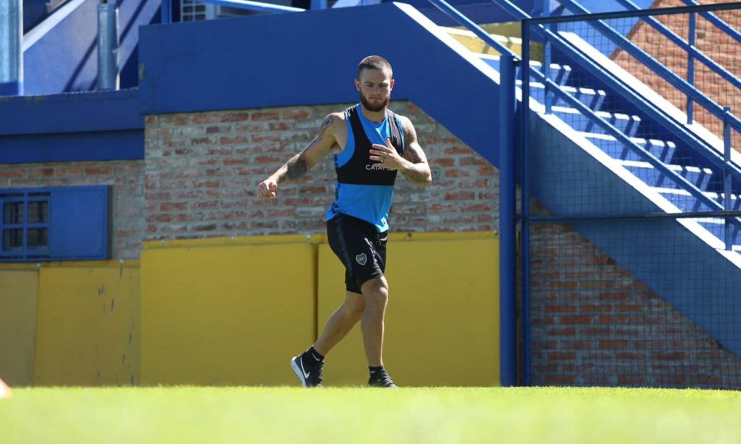 Nandez